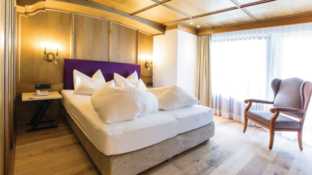 AUS_MAY_001_13WebOriginalCompressed