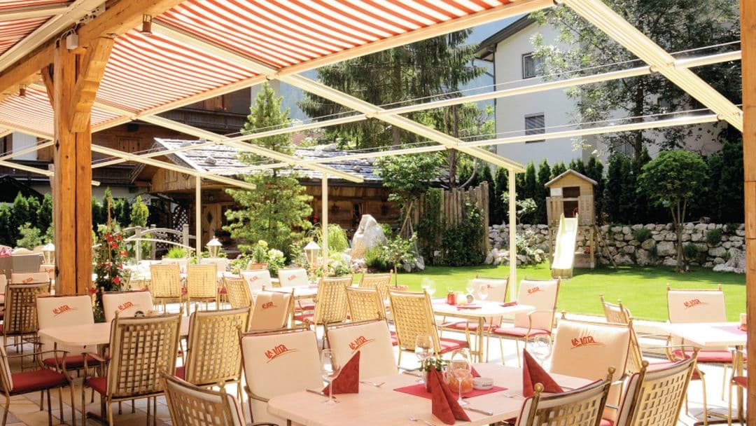 AUS_MAY_010_08WebOriginalCompressed