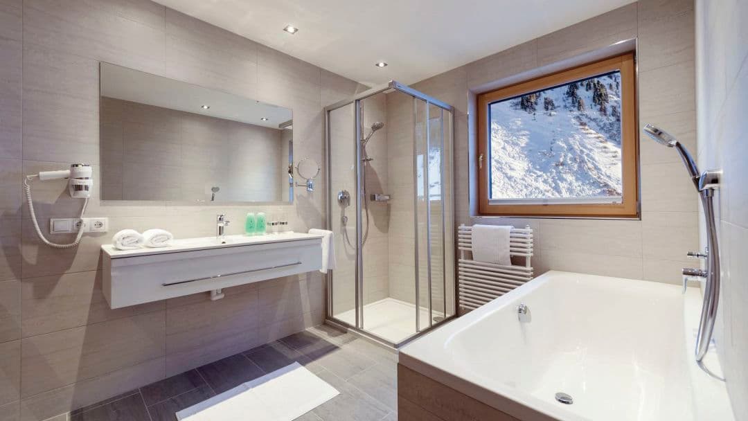 AUS_OBG_021_24WebOriginalCompressed