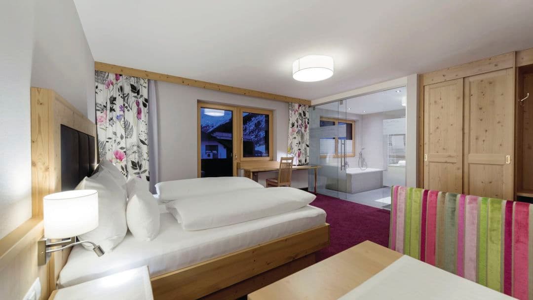 AUS_OBG_021_26WebOriginalCompressed