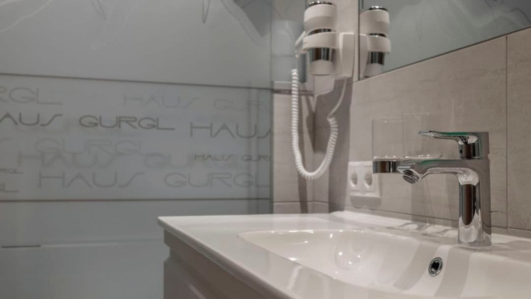 AUS_OBG_021_50WebOriginalCompressed