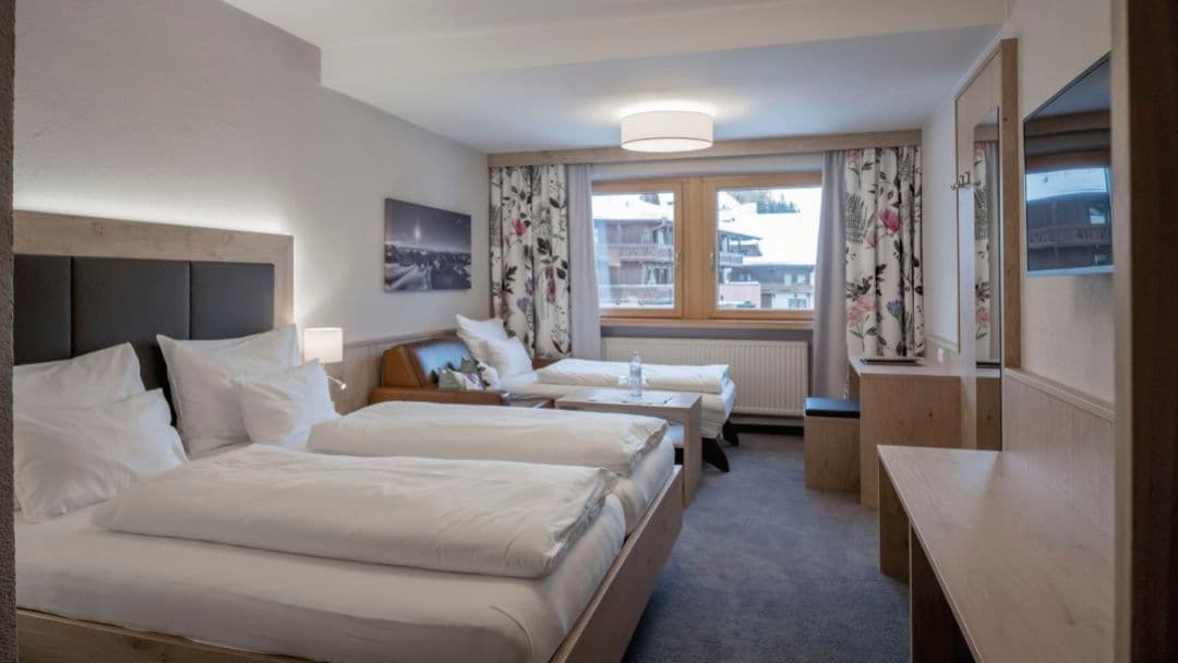 AUS_OBG_021_56WebOriginalCompressed