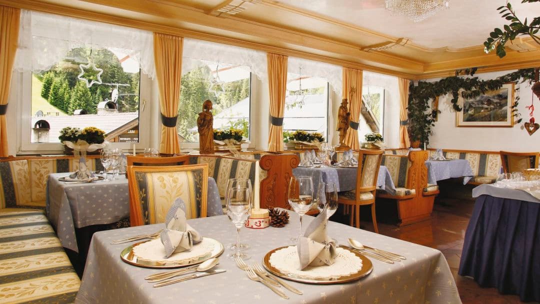 ITA_SEL_008_12WebOriginalCompressed