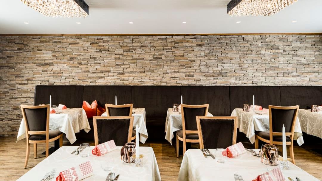 ITA_SEL_008_25WebOriginalCompressed