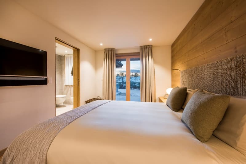 Ski-Armadillo-Chalet-Baryte-Guestroom2