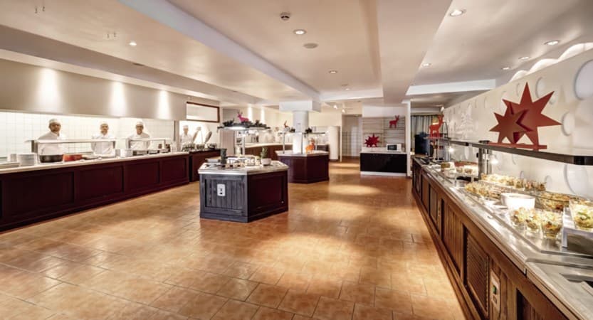 les-cimes-du-soleil-buffet