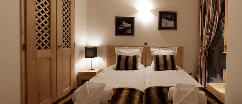 napoleon-apartments-spa_bedroom