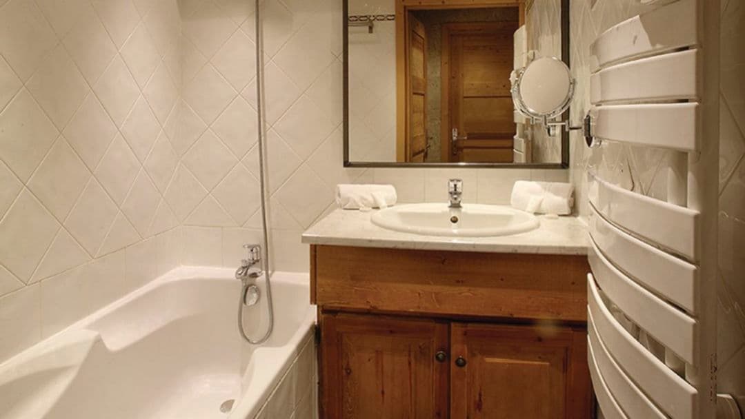 FRA_VAT_034_13WebOriginalCompressed