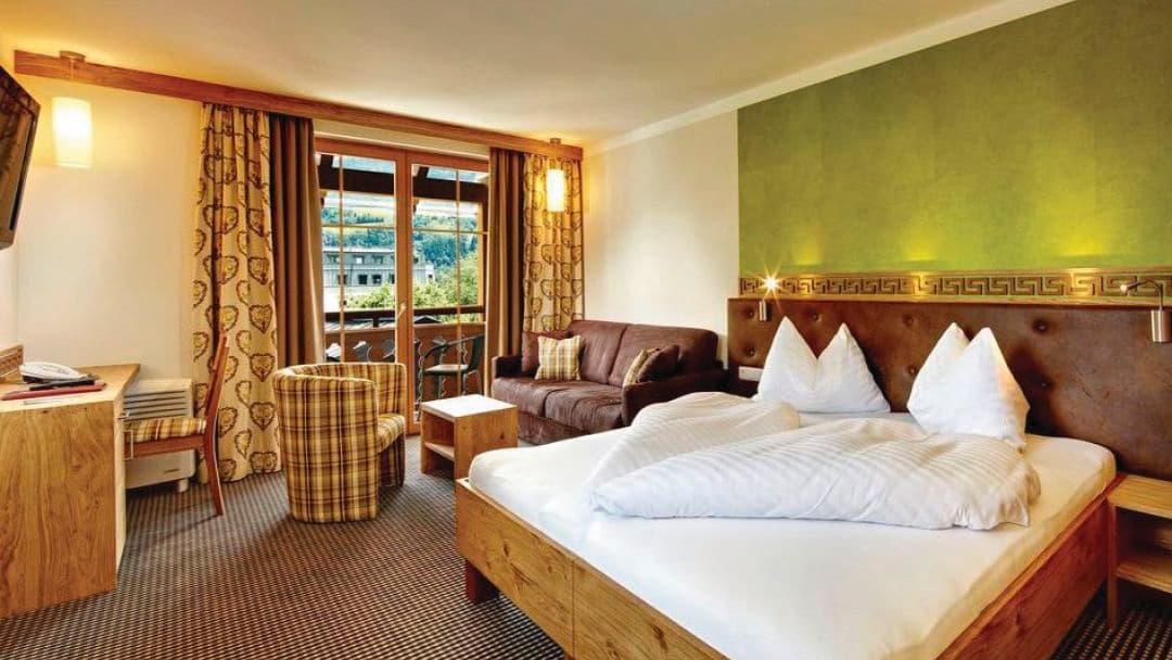 AUS_ZEL_001_44WebOriginalCompressed