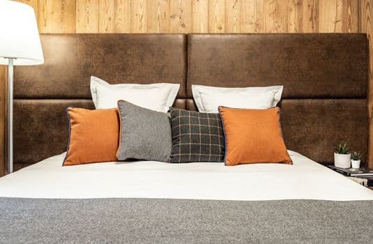 resort_carousel_l_ecrin-blanc-bed