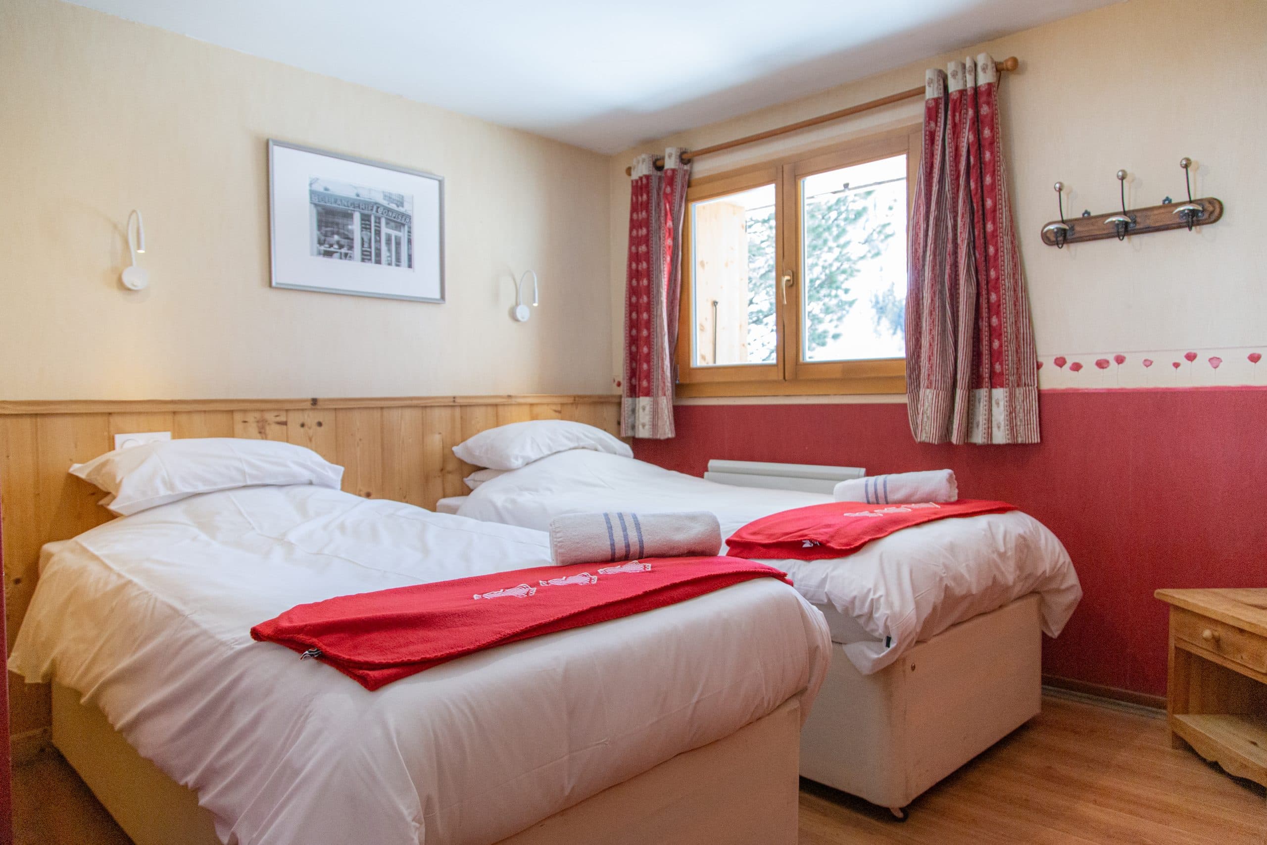 moritz downstairs bed