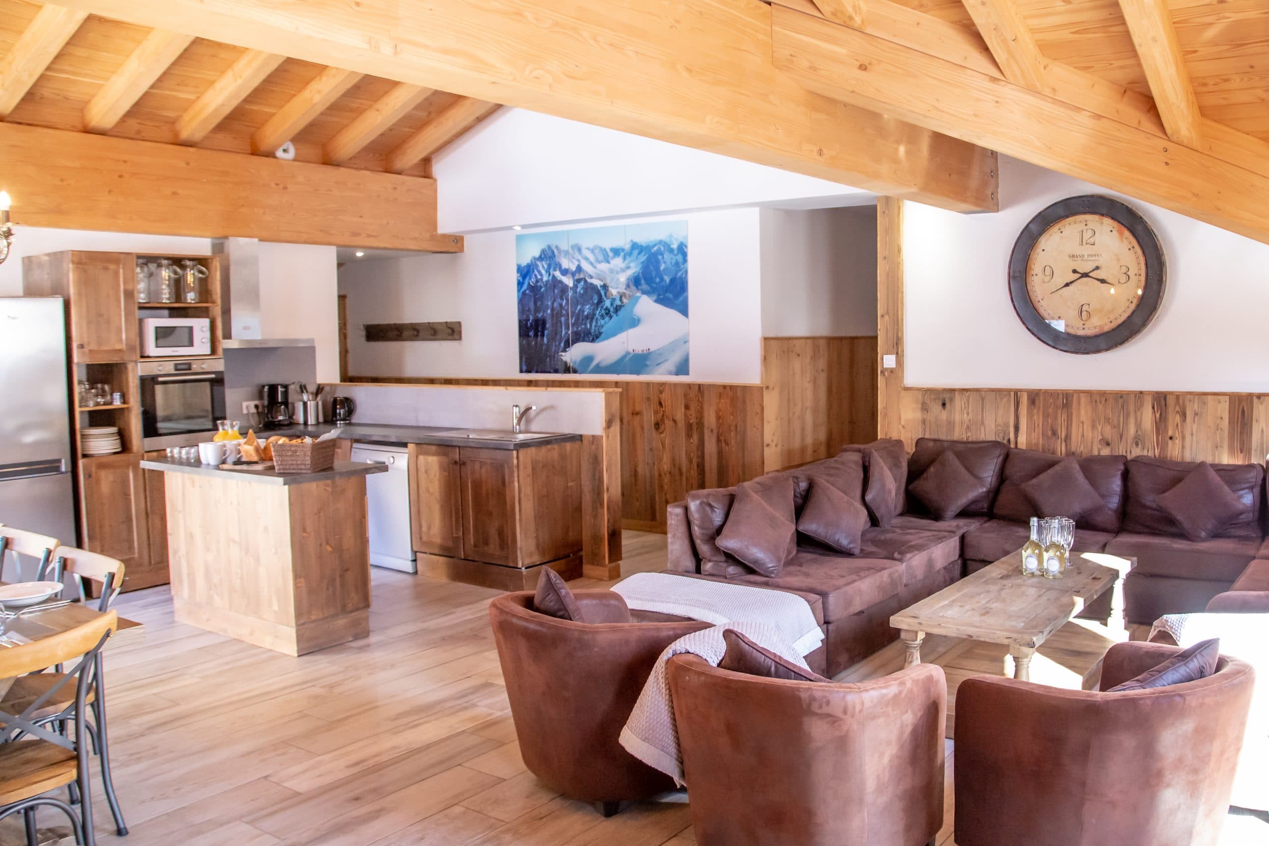 penthouse gem lounge 2