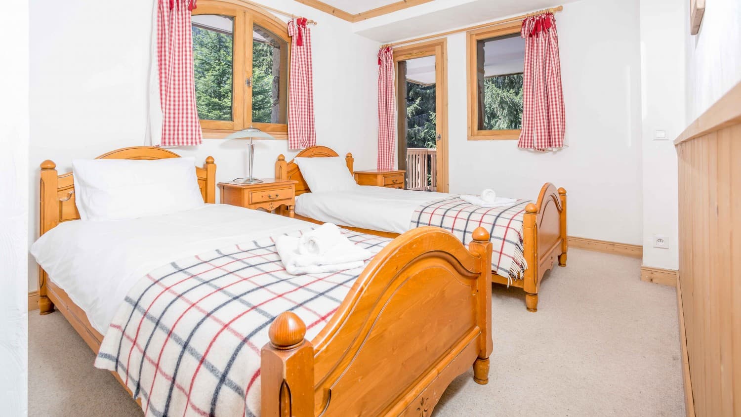 741A9895-Edit-1500x844