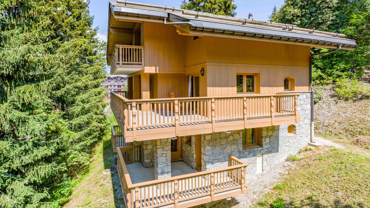 741A9935_6_7_8_9-1500x844