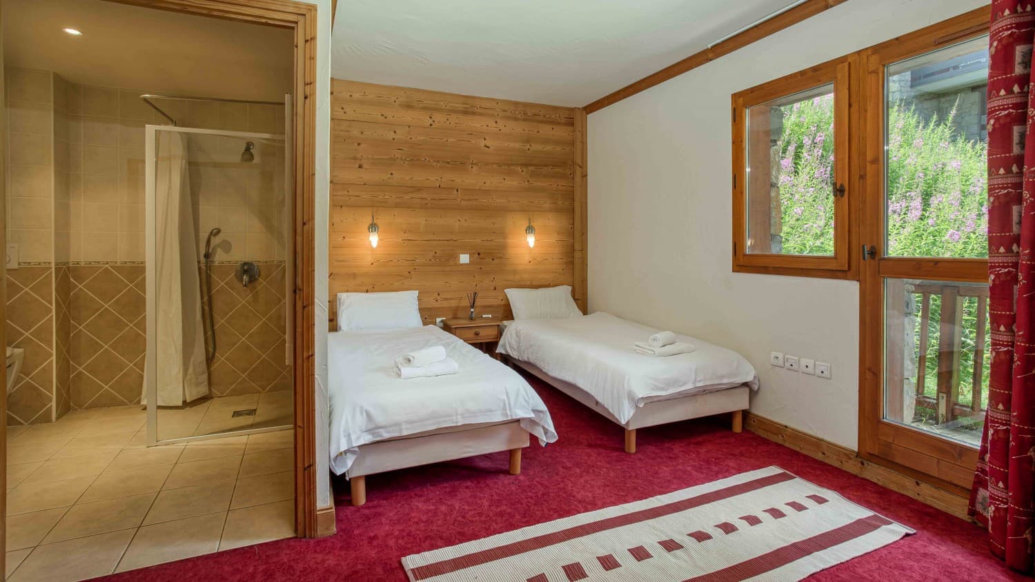 Deneriaz-Twin-Bedroom-1500x844