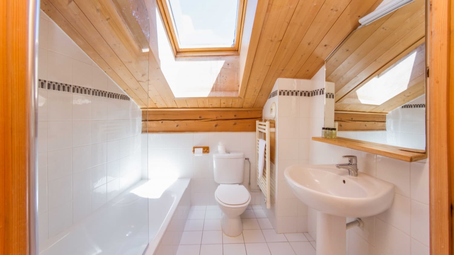 IMG_0811-Edit-1500x844