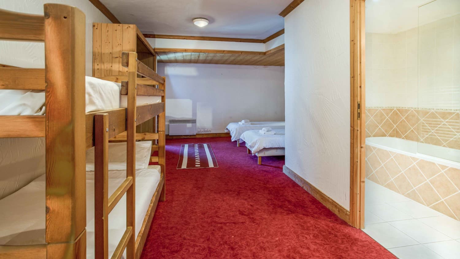 Piccard-Quad-Bedroom-1500x844