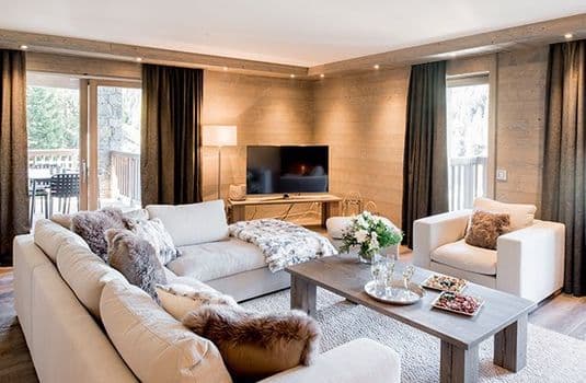 resort_carousel_Mammoth-Lodge-LoungeRS