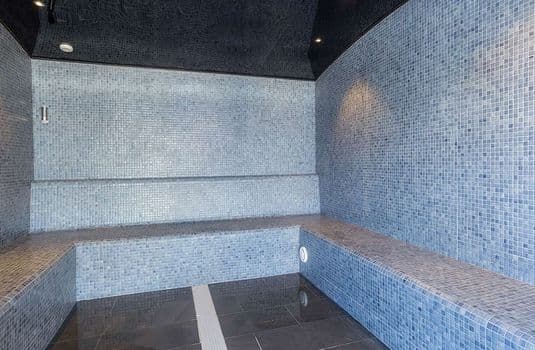 resort_carousel_hotel-alparena-steam