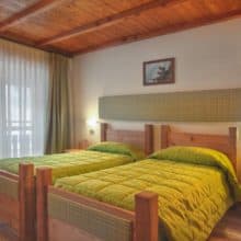 Stellabedroomnew01-220x220