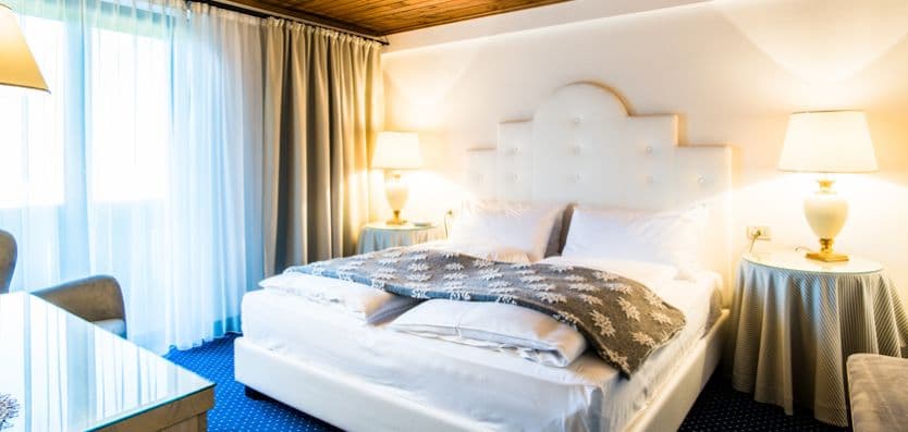 hotel_pralong_bedroom