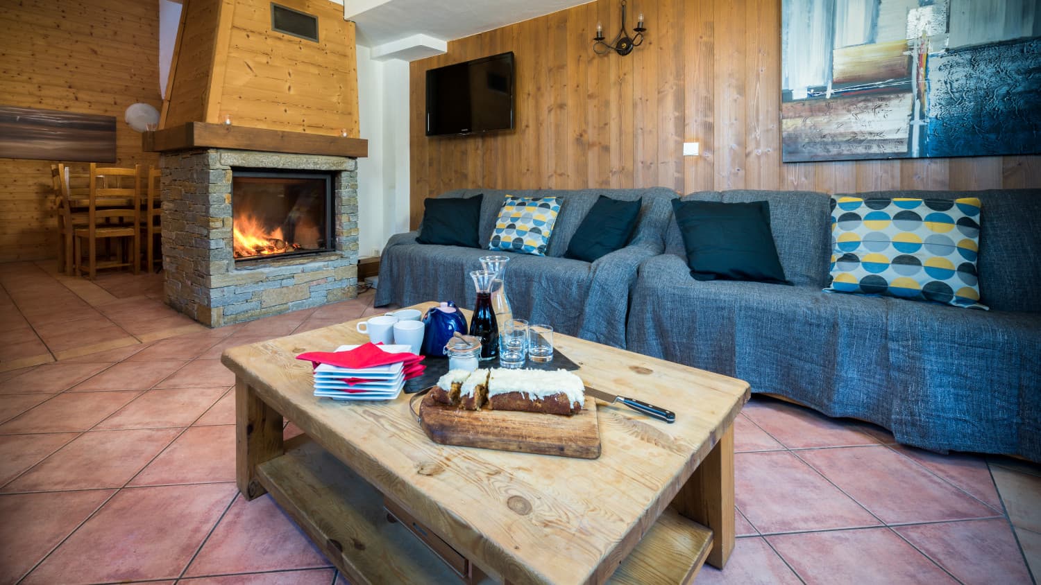 living_room_new_2-1500x844