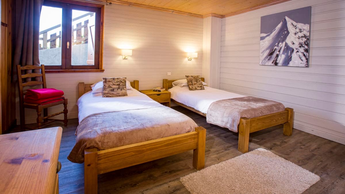 uubi8sym1jjmmvewsemy (1)