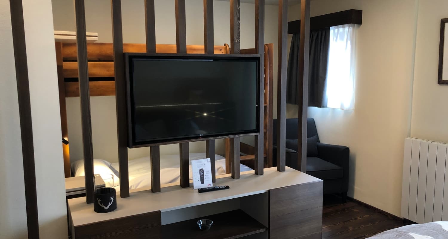 ch-de-champoluc-bedroom-2