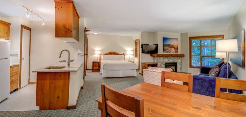 blackcomb_springs_studio_001