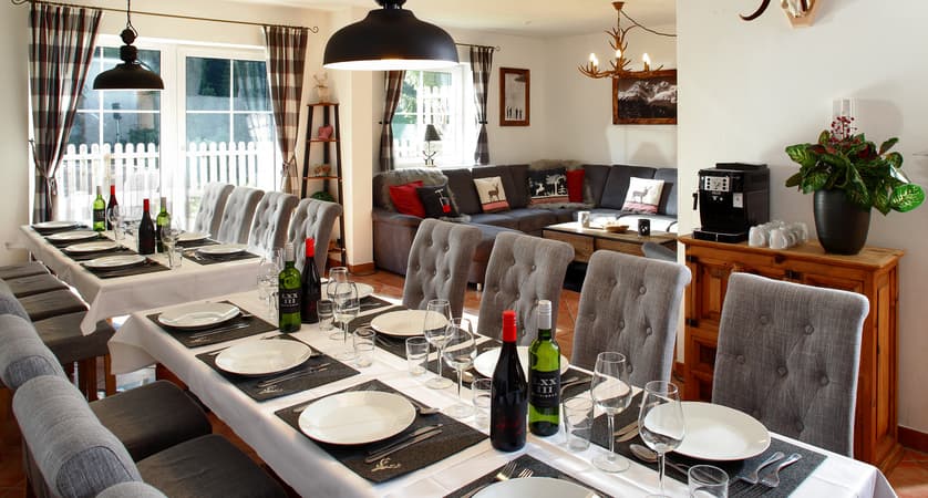 chalet_fauner_a_dining_living