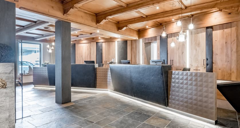 eg-lobby-bar20191121_0273