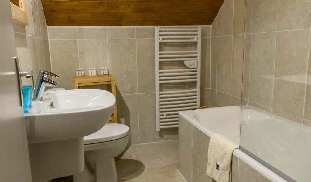 landscape_Bedroom_3_bathroom__6_