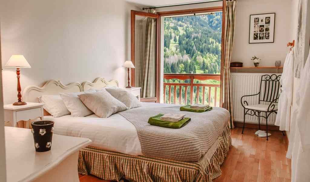 landscape_EAST_Bedroom_1__1_