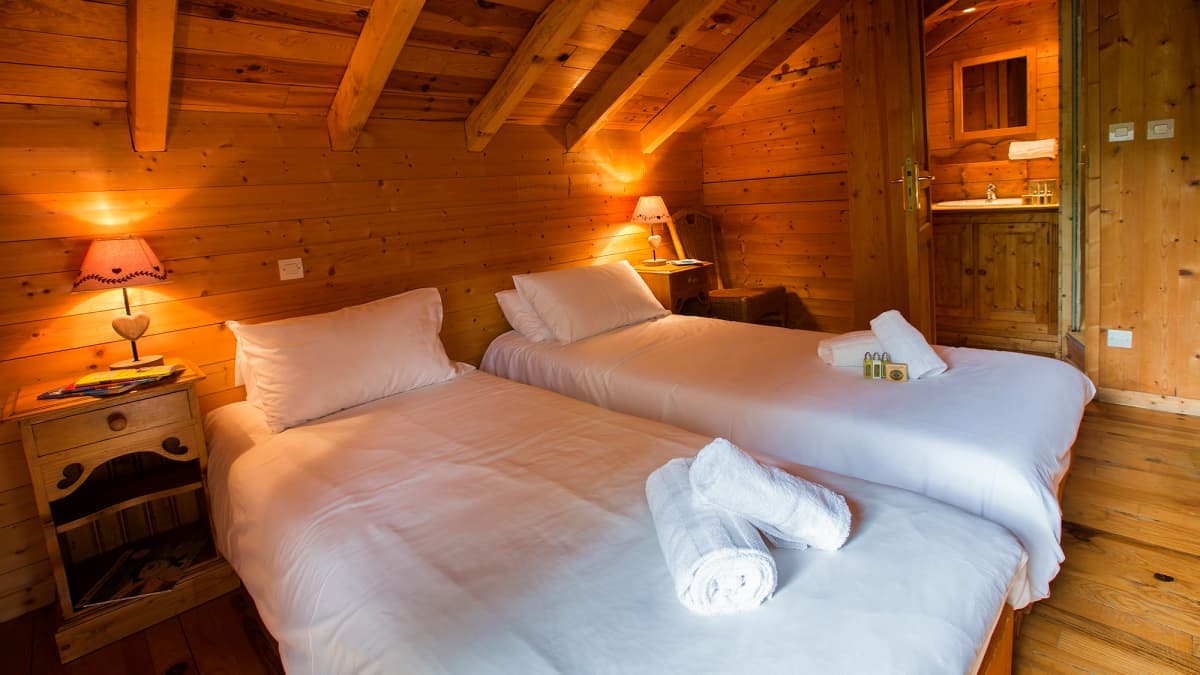 vbvgikwkah9n0exyaoms (1)