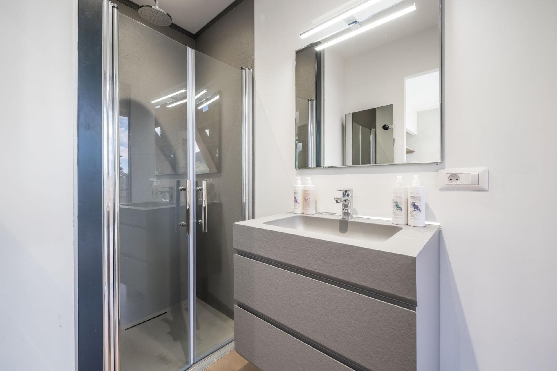 62178804-9f30-49eb-8e7f-3a410a000f09