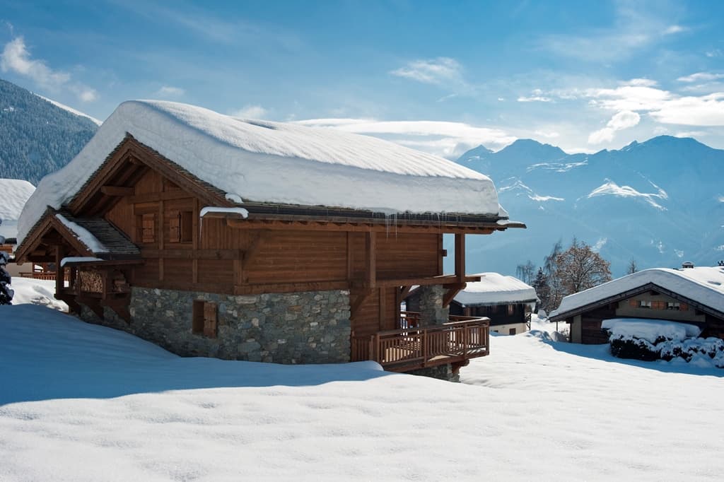 Chalet-Dunmore-Winter-External2