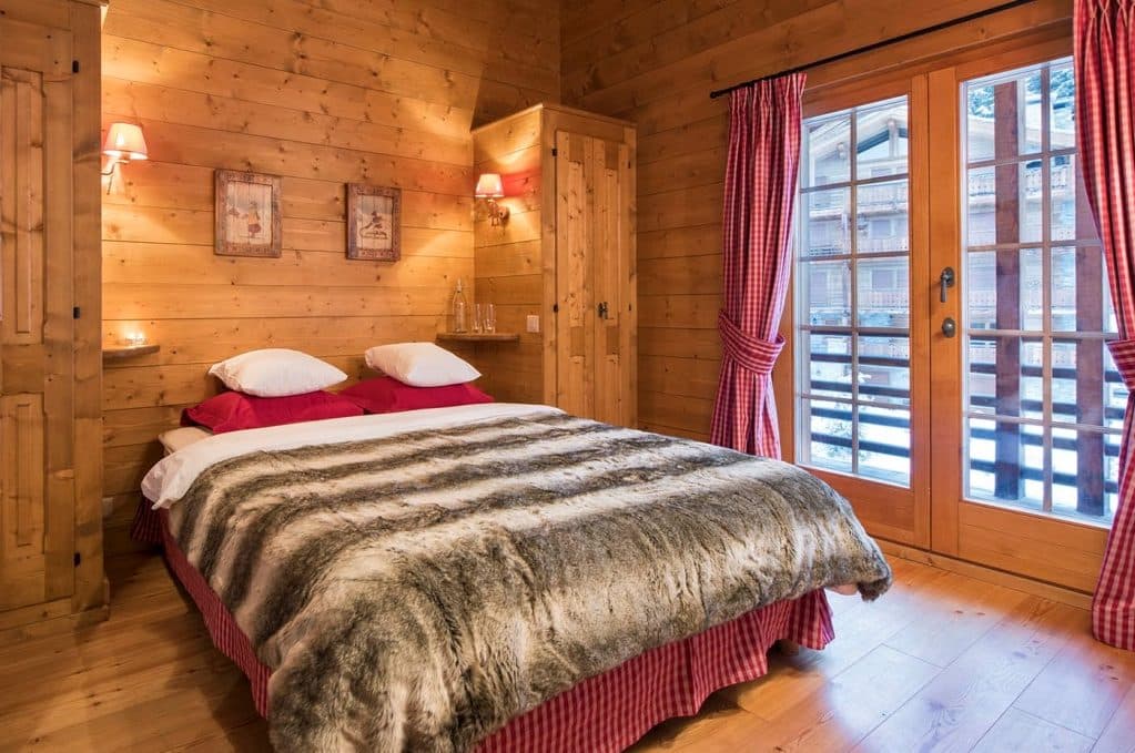 Chalet-Sophia-Bedroom6-e1582886747813