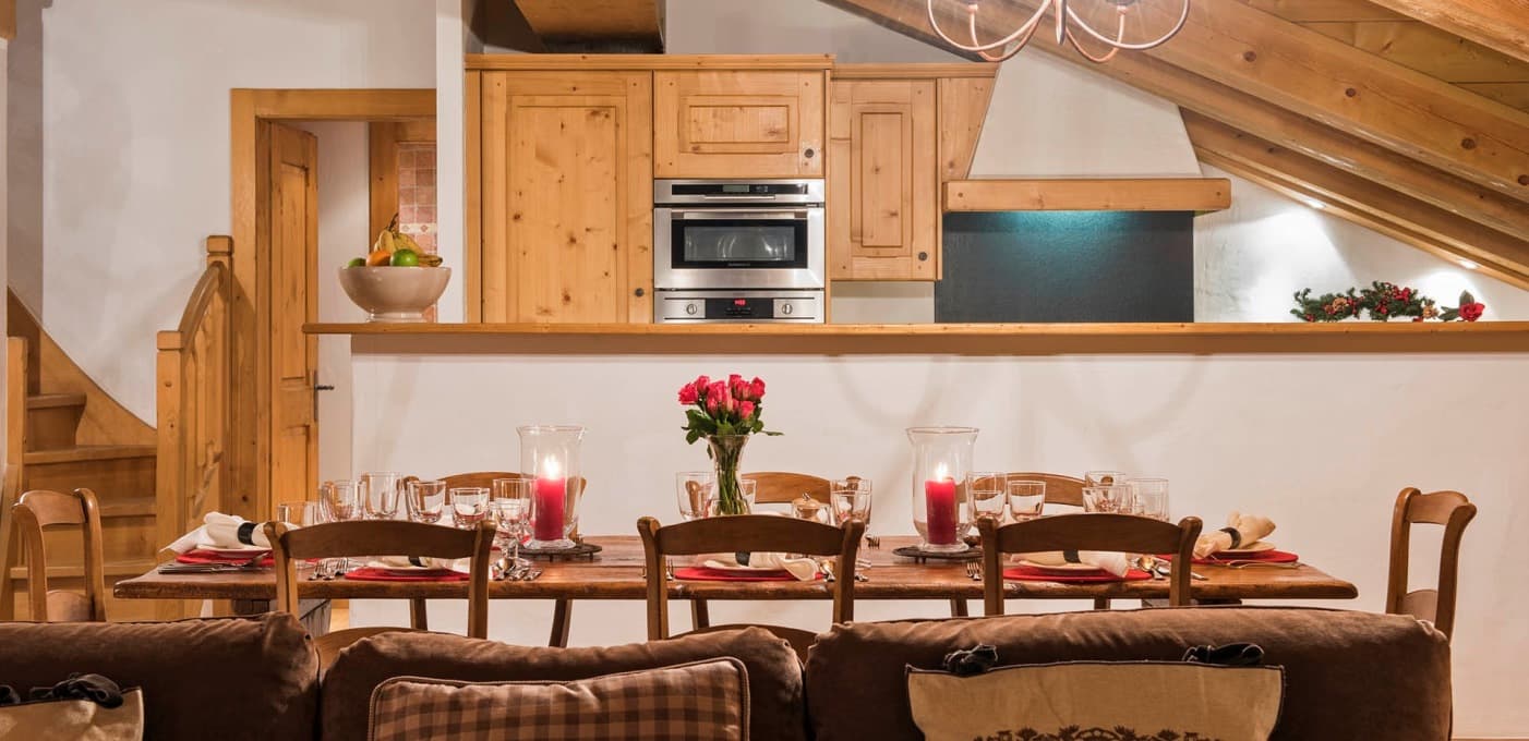 Chalet-Sophia-Kitchen-Diner