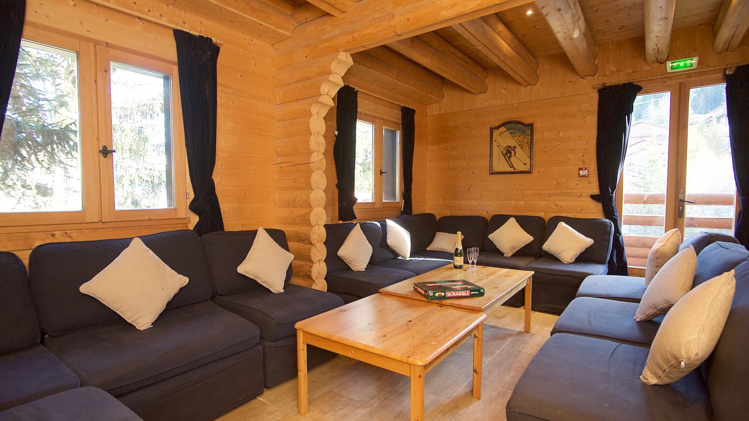 Christine_Lounge_Area_Left-1500x844