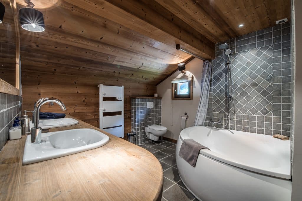 Vallat-HD-496-028-1024x683