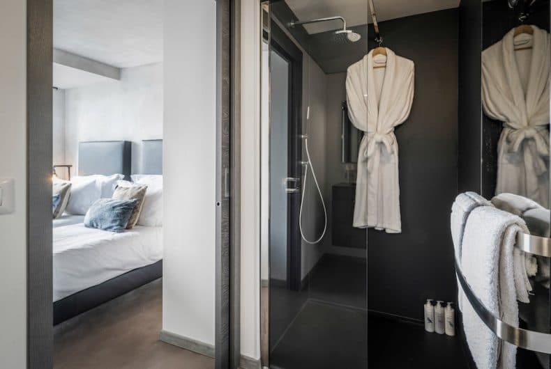 bathroom_1.sml_-790x530