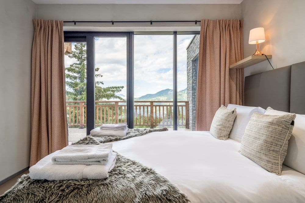 bedroom_3_2nd_angle-sml