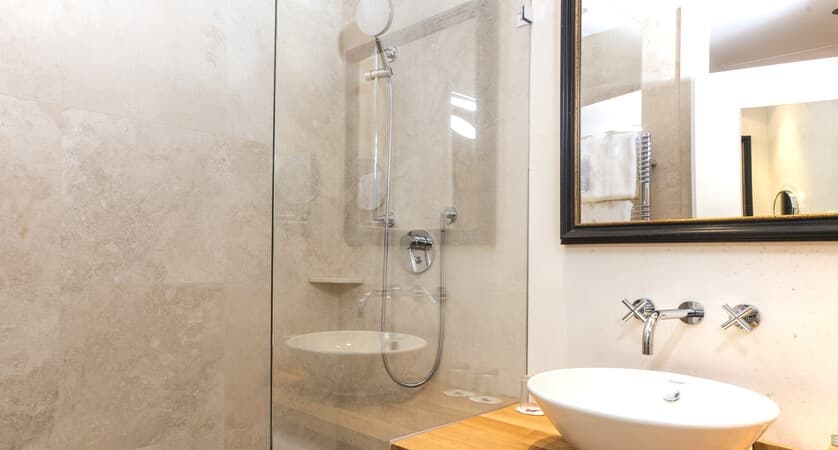 hotel-kitzhof-kitzbuhel-bathroom