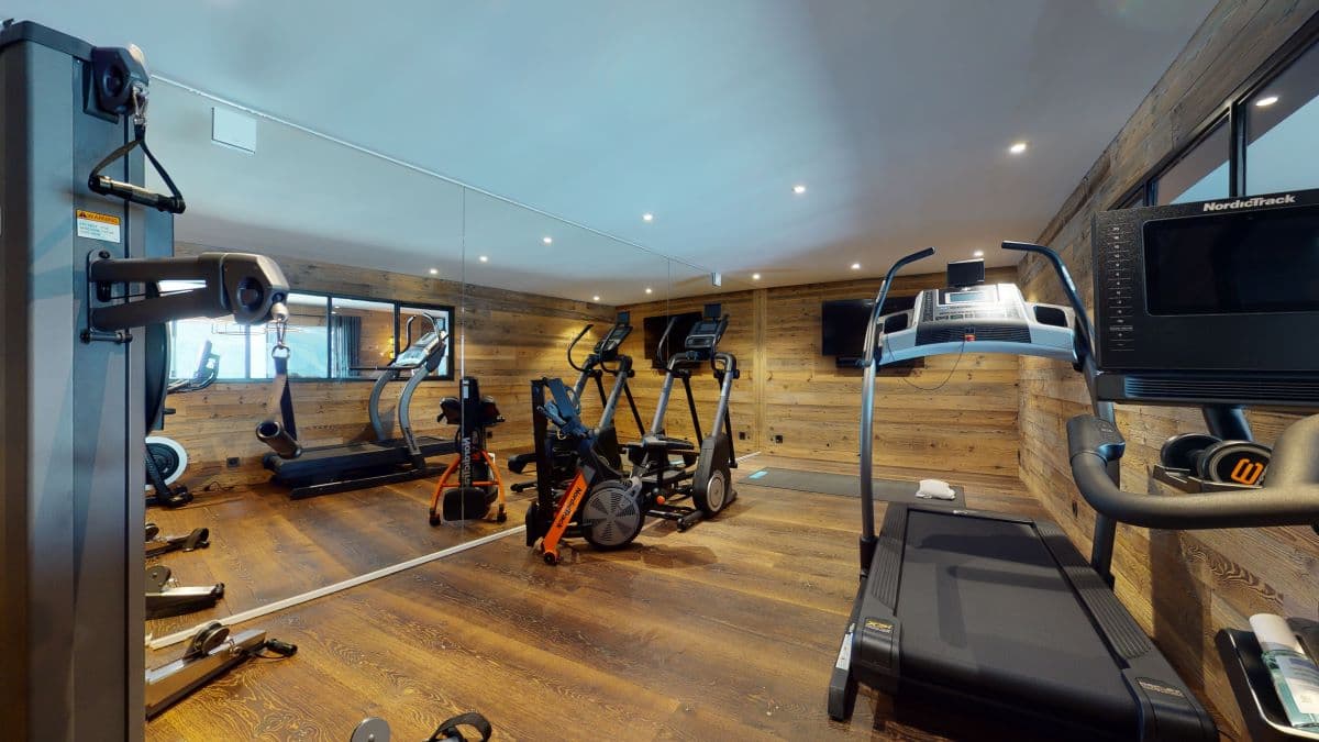 Ski-Armadillo-Chalet-Le-Reposoir-Gym-2