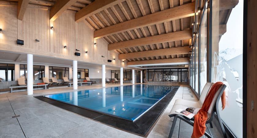 alpen-lodge-pool