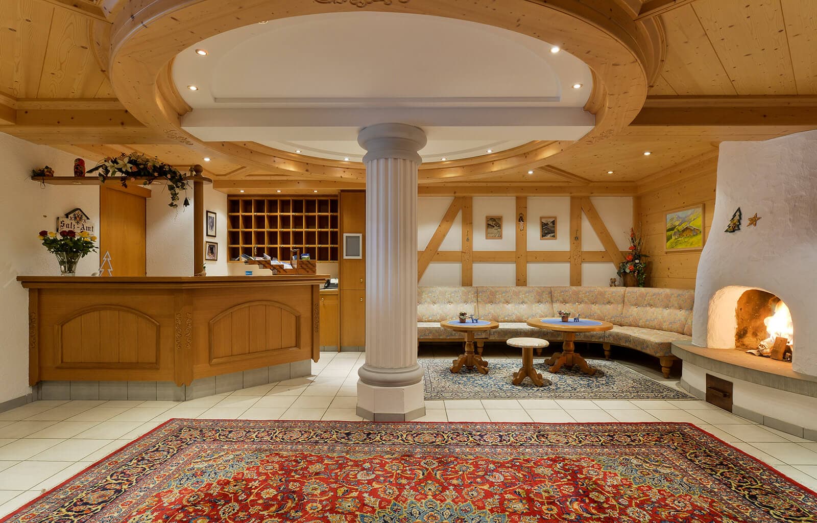 empfang-lobby-hotel-bergheim_1600x1024