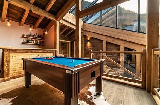 resort_carousel_chalet-foret-pool