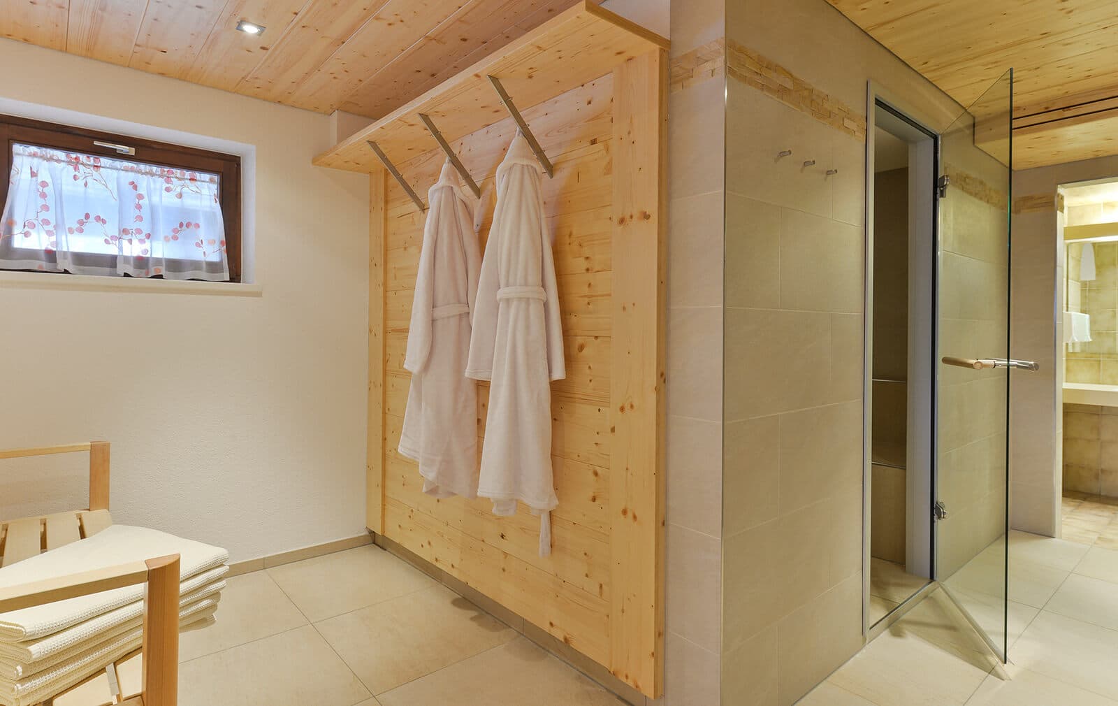 wellnessbereich_1600x1024