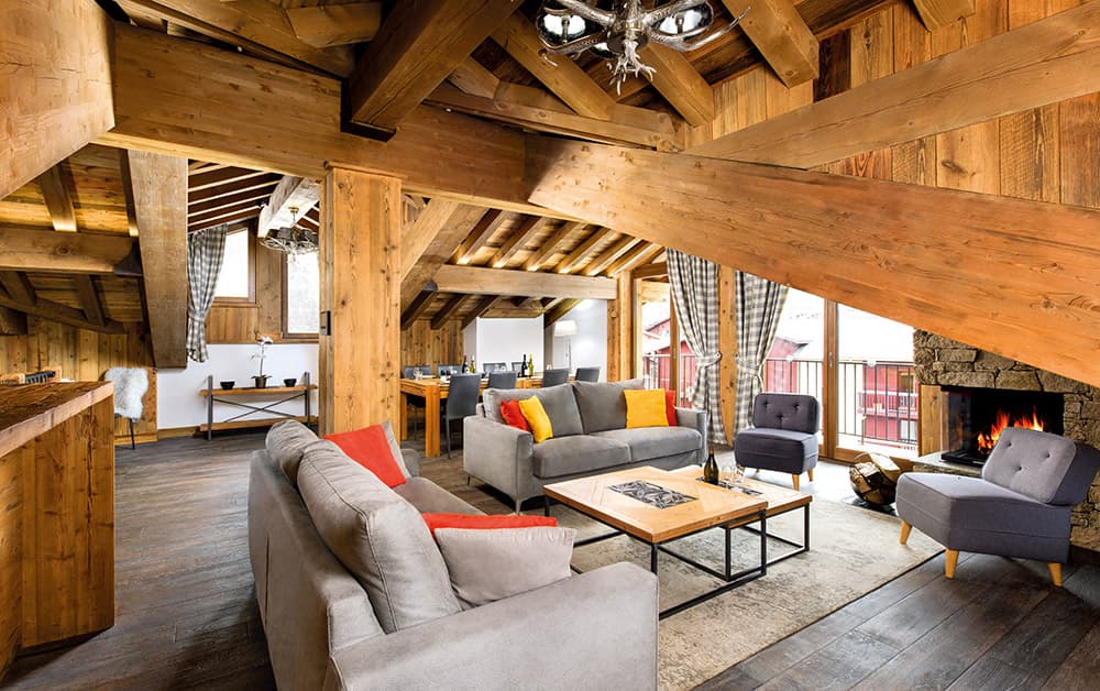CHALET-BLACKCOMB-LOUNGE-WEB