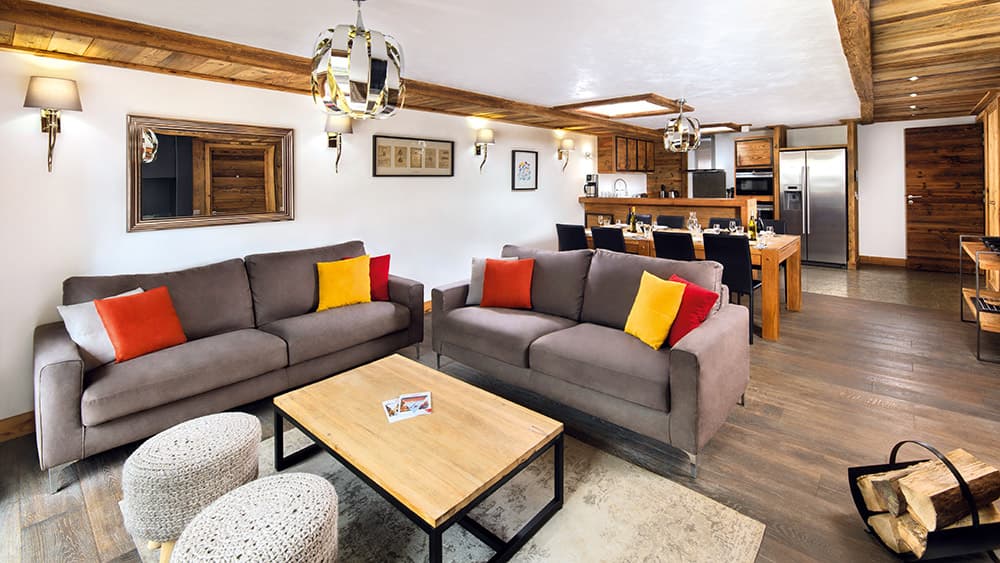 CHALET-ONTARIO-LOUNGE-1-WEB
